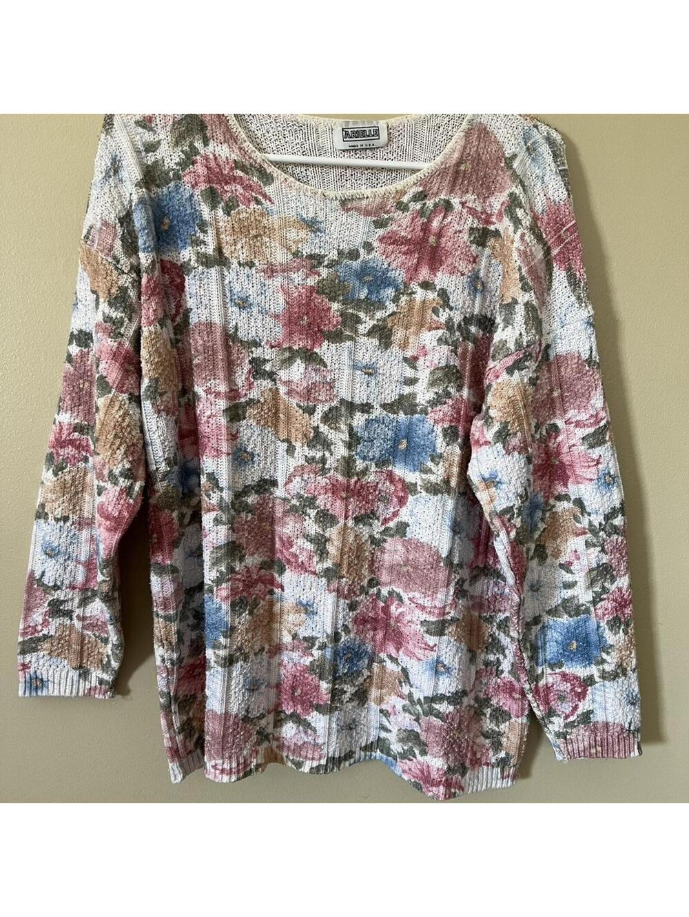 Arielle floral vintage sweater